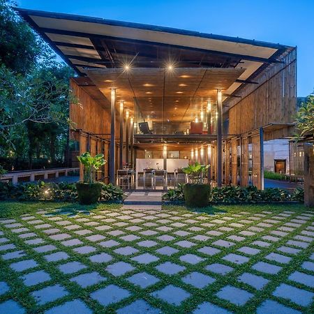 Kayumanis Nusa Dua Private Villa & Spa Exteriör bild