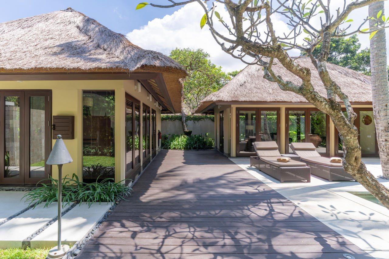 Kayumanis Nusa Dua Private Villa & Spa Exteriör bild